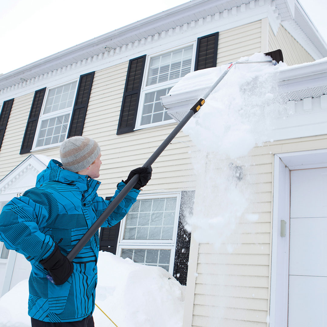 Ice Scrapers & Snow Brushes