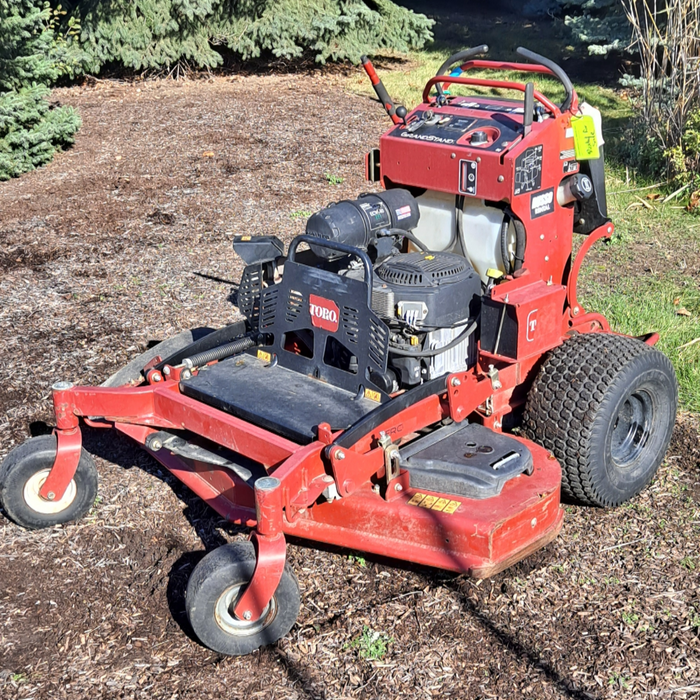 Toro 72519 Grandstand 52 In. Stand-On Mower