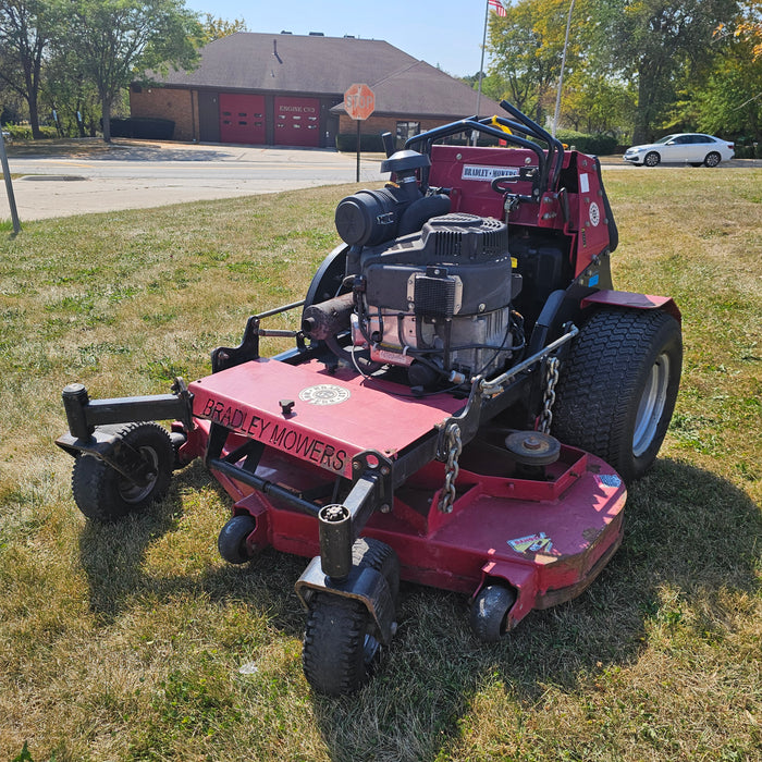 2016 Bradley 52 In. Stand-On Mower