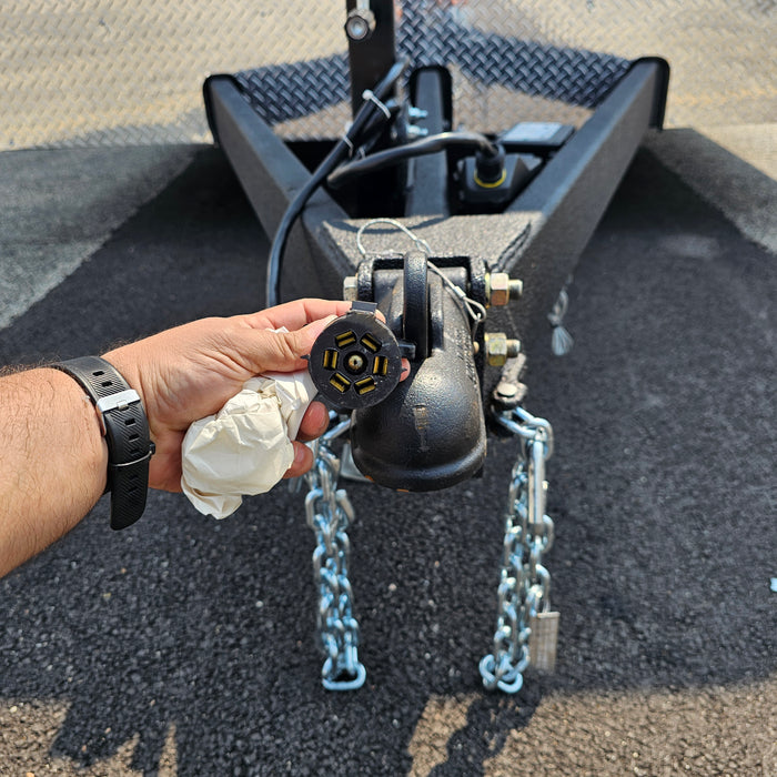 Wells Cargo WHD8516T2 16 ft. Wagon Hd Enclosed Trailer