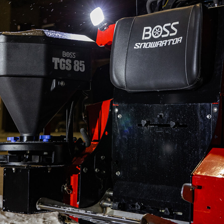 BOSS SR MAG TGS85 Rear-Mounted Poly Broadcast Spreader