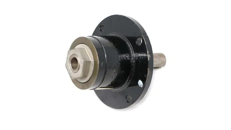 Bobcat 1985145 Spindle assembly