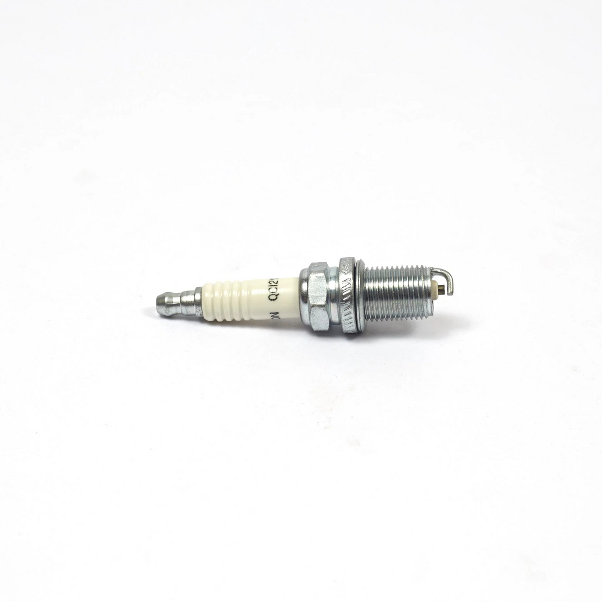 Briggs & Stratton 692720 EMS Spark Plug