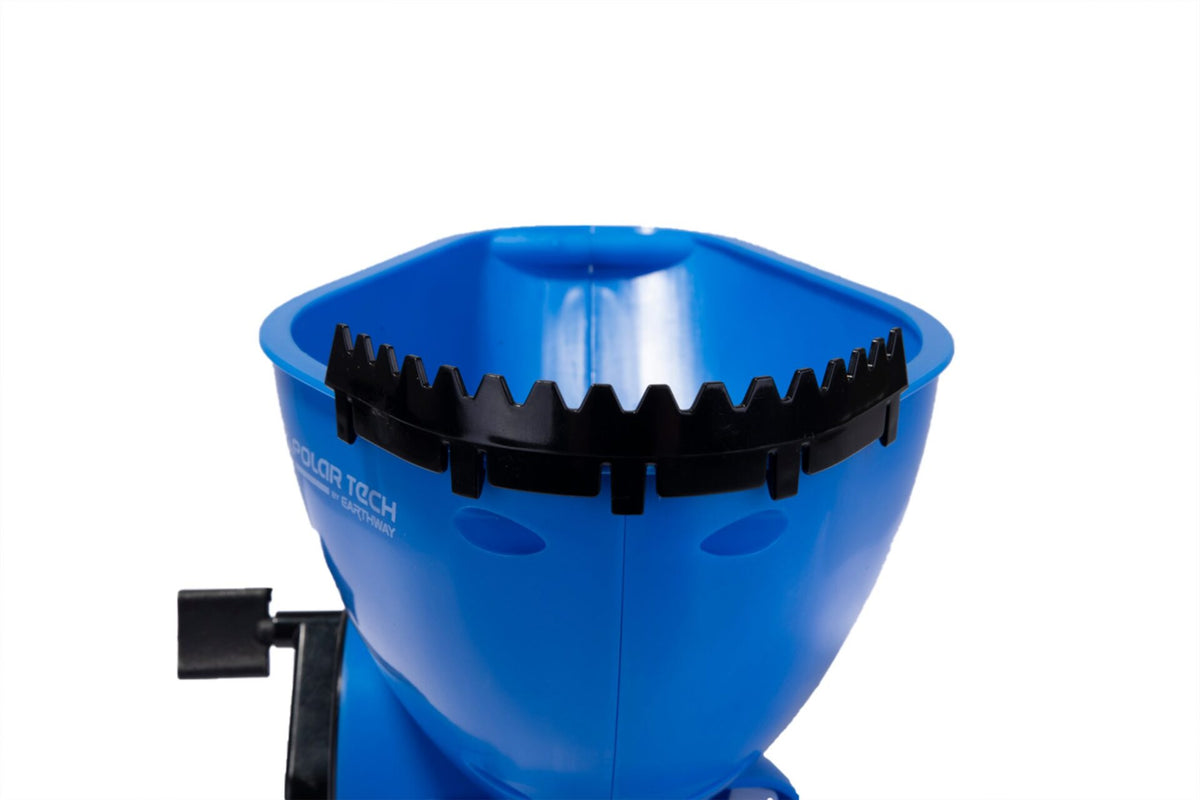 Earthway 94014 Handheld Ice Melt Spreader 4 LB