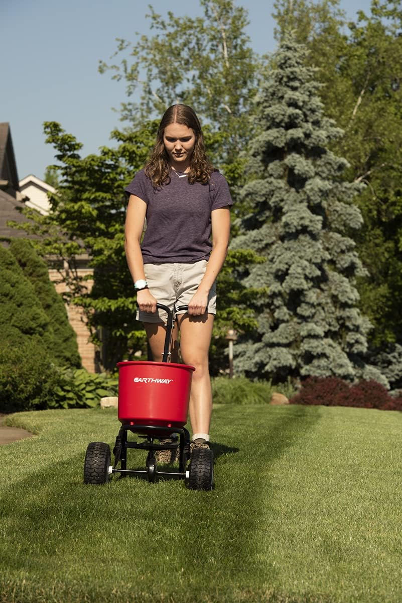 Earthway 2600A-PLUS Residential Broadcast Spreader 40 LB