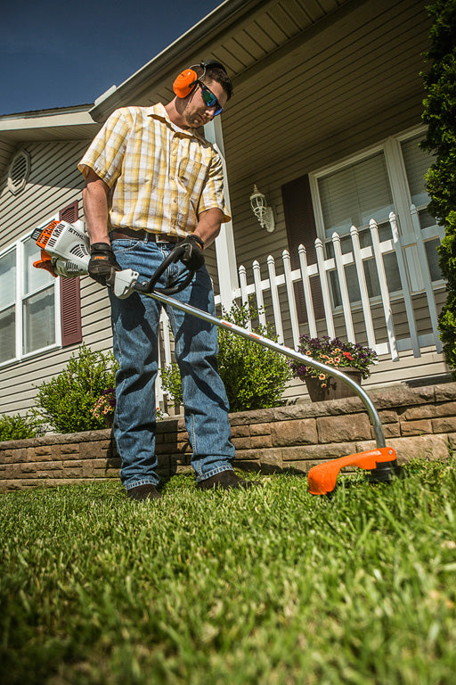 Recortadora de hilo con eje curvo Stihl FS 38