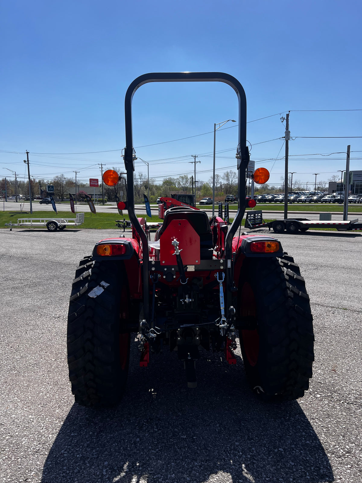 Kioti DK4720SEHB Hst Tractor w/ Foldable Rops
