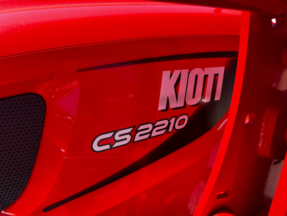 Tractor subcompacto Kioti CS2210