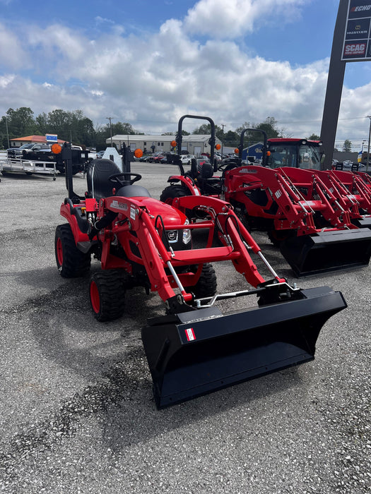 Tractor subcompacto Kioti CS2210