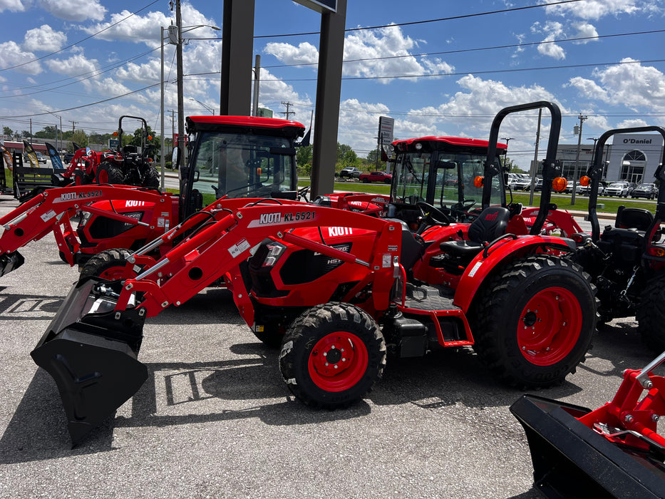 Kioti DK4220SEHB Hst Tractor