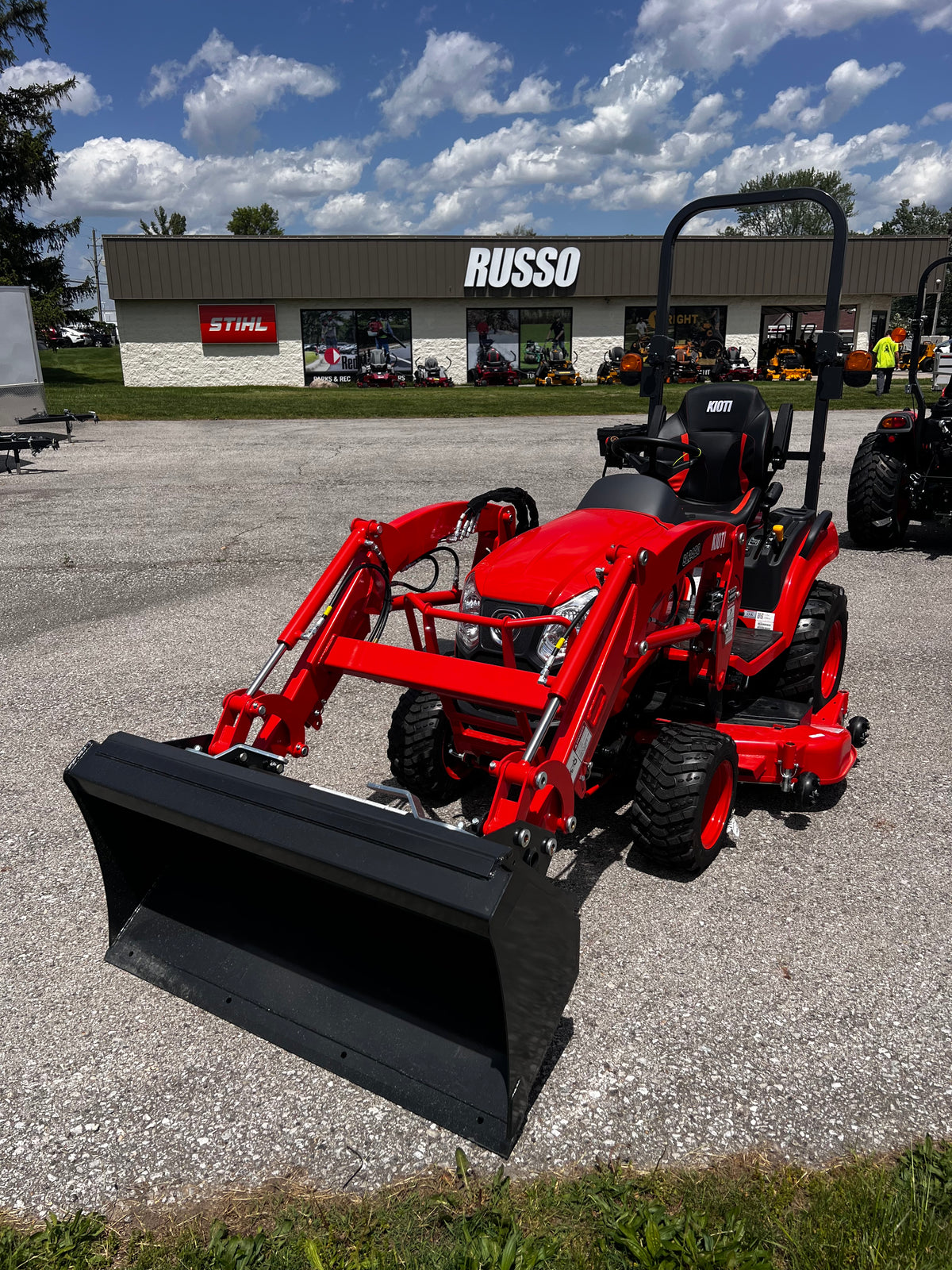Kioti CS2220HB Hst Tractor