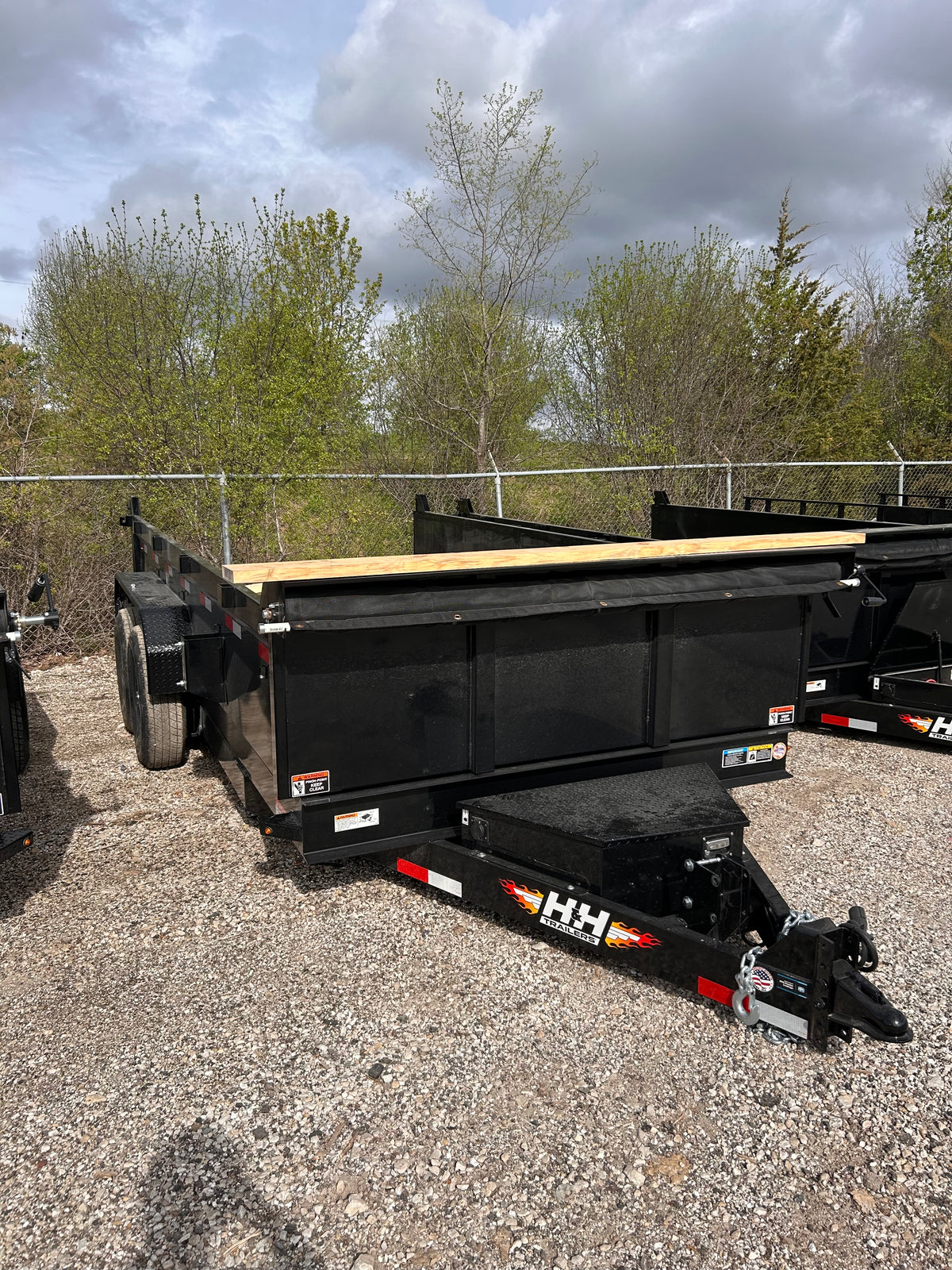 H&H Trailers H8314DBW-B-140 14 Ft. Industrial Dump Trailer