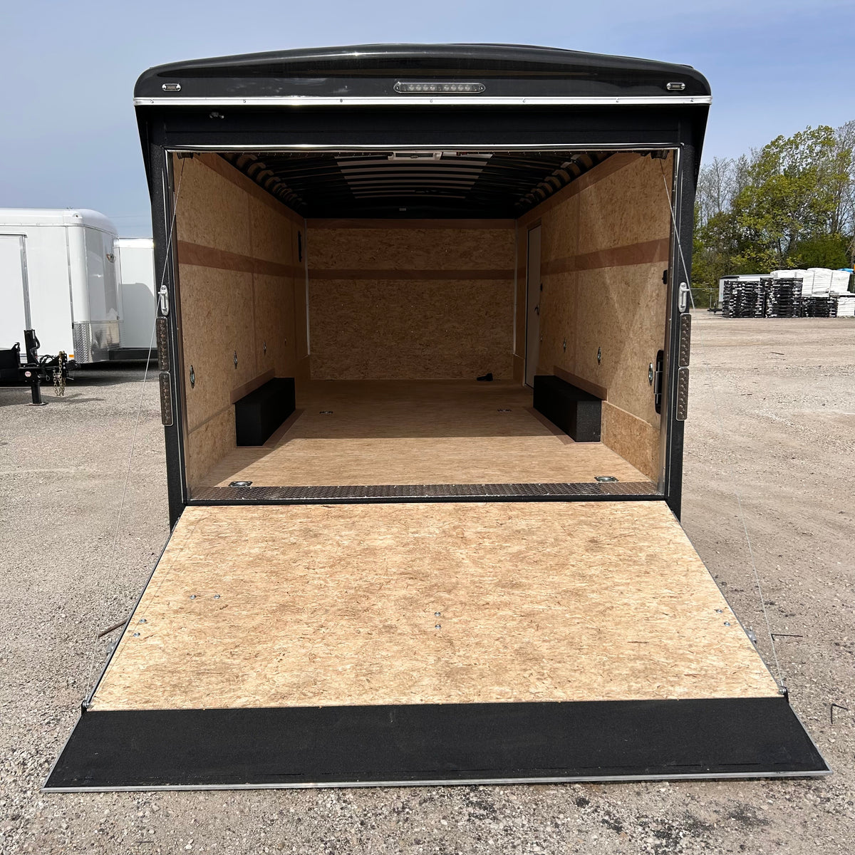 Wells Cargo WHD8520T3 20 ft. Wagon Hd Enclosed Trailer