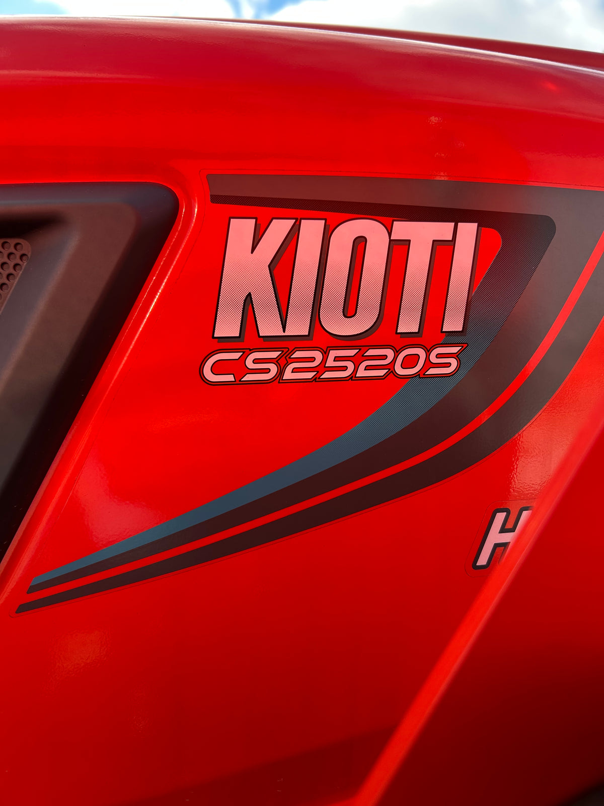 Kioti CS2520HB-SB Hst With Pre-Installed Sub-Frame