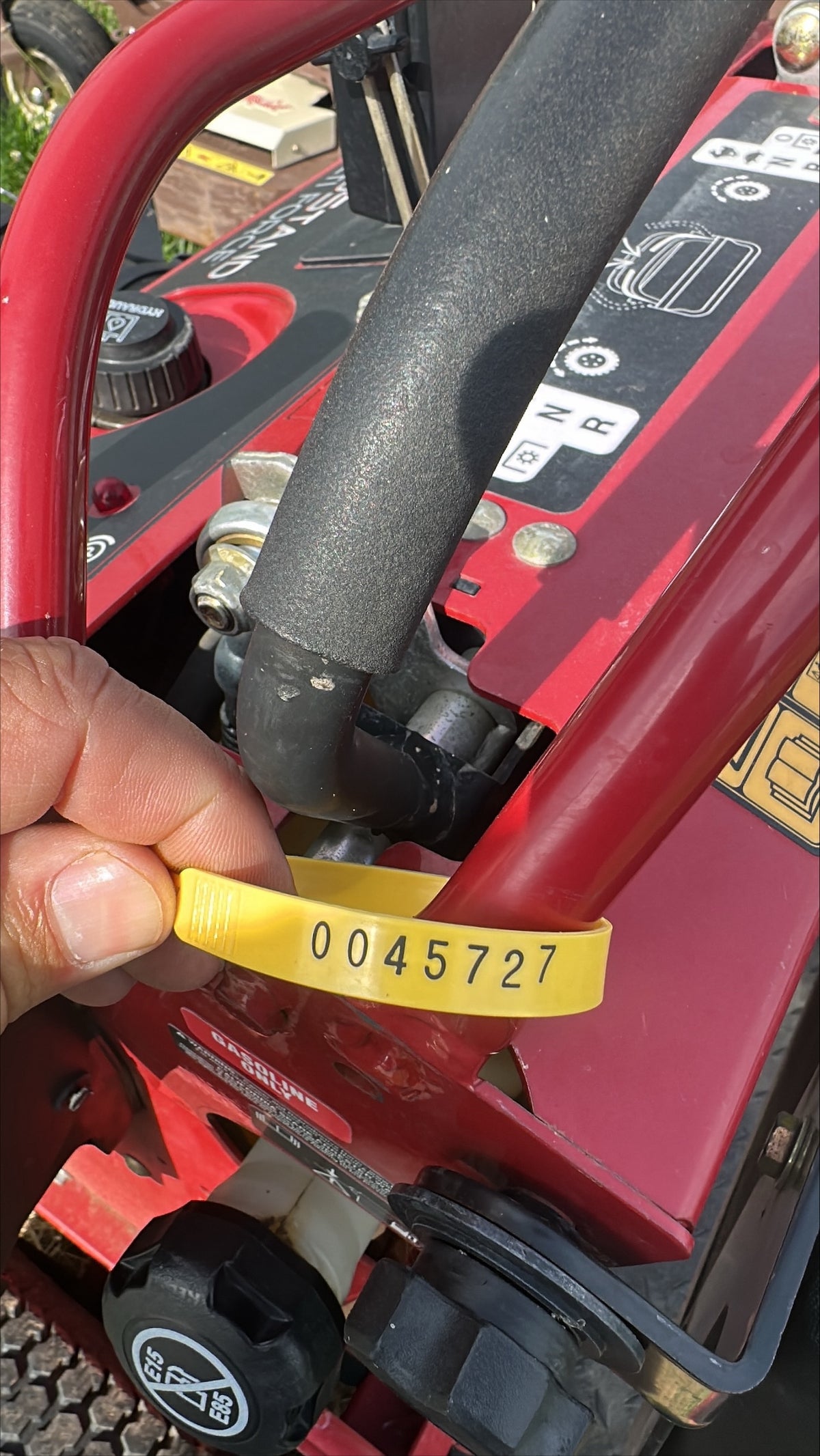 Toro 52 In. Multiforce W/ hydraulics