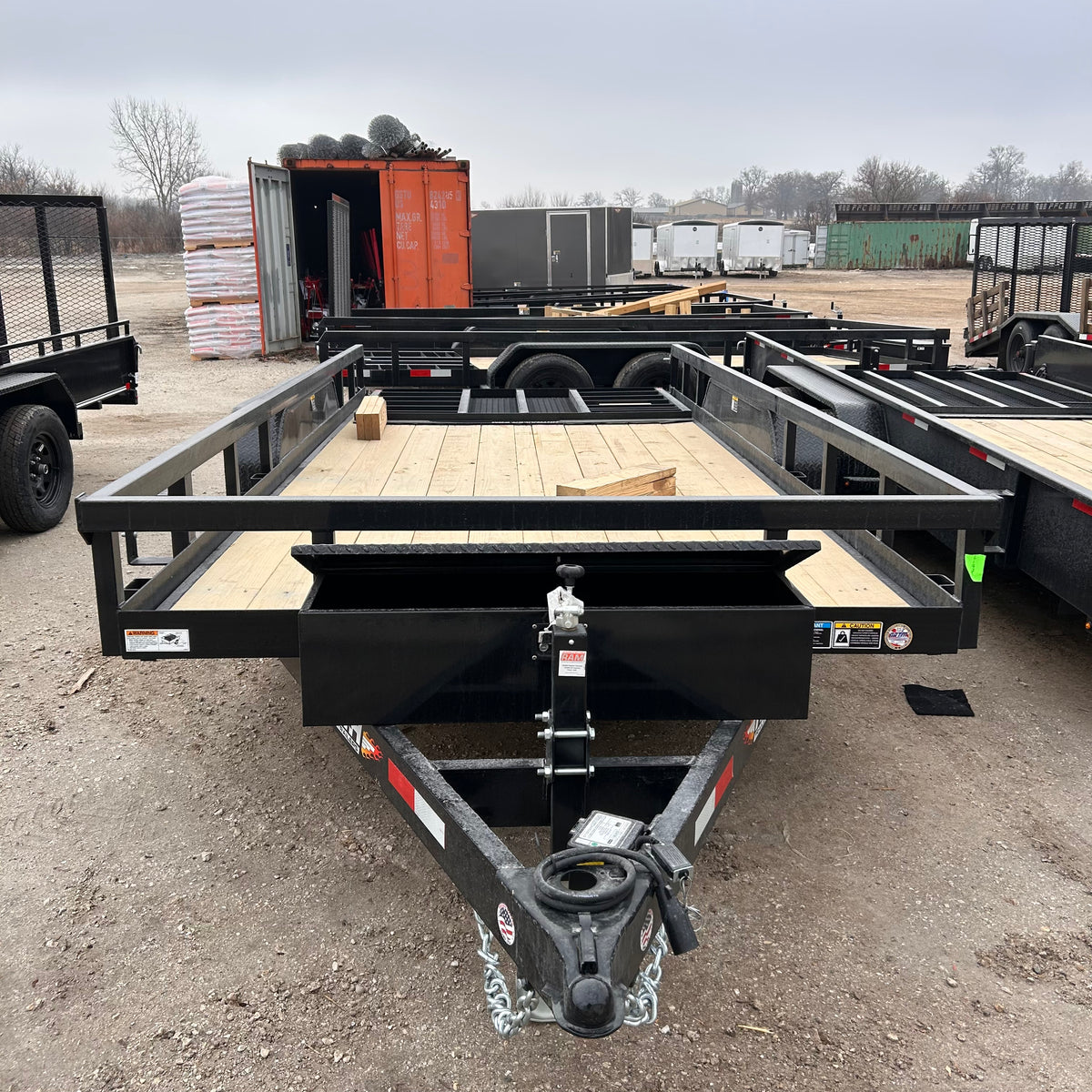 Remolque para paisajismo de 16 pies H&amp;H Trailers H8216HTRS-100