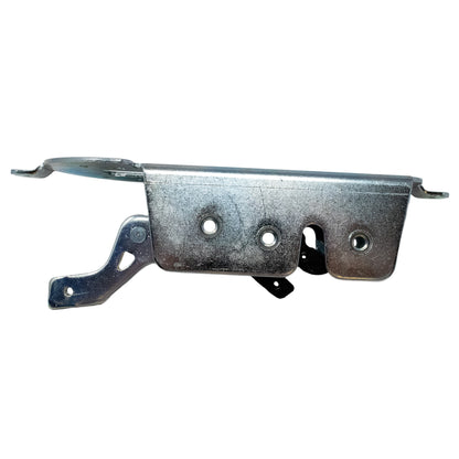 Kioti T5270-82713 Conjunto de manija de puerta del lado izquierdo