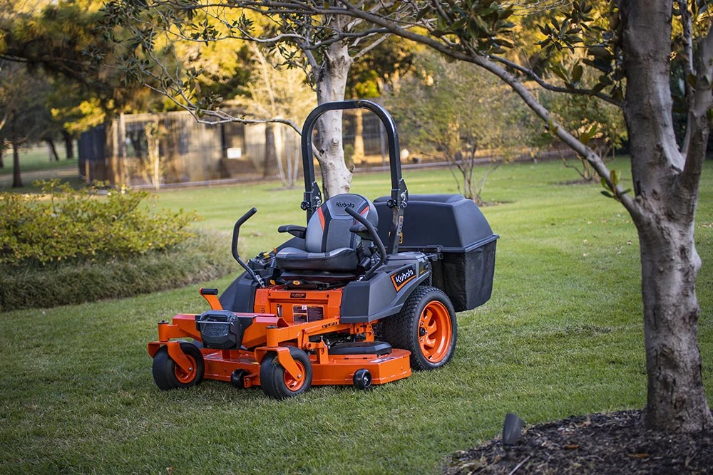 Kubota Z242KW-48 48" Zero Turn Mower
