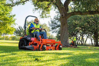 Kubota Z781KWITW-54 Cortacésped de giro cero de 54" con Tweels