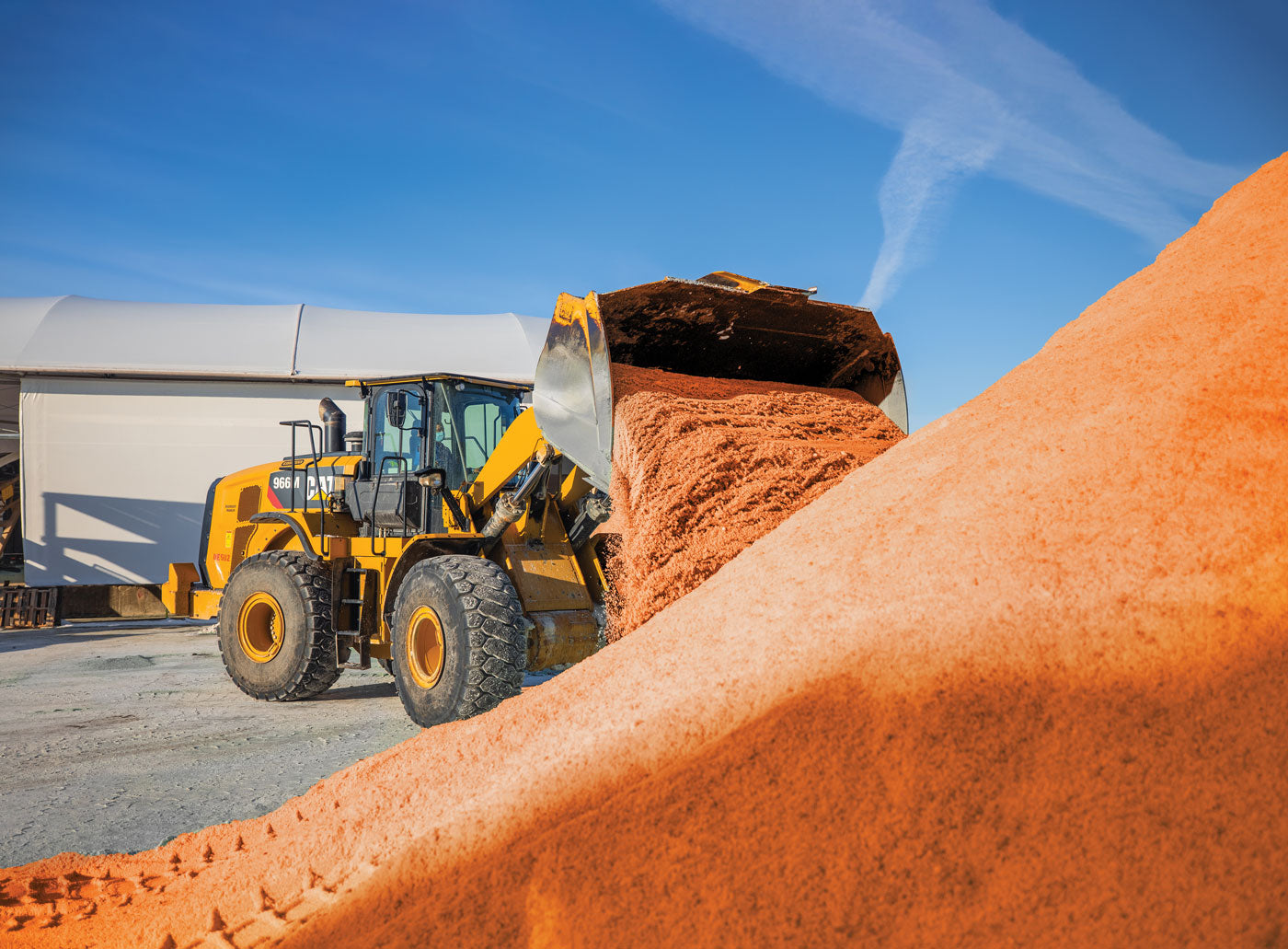 power-melt-orange-treated-salt-pile.jpg__PID:dbb0ce76-a236-4045-a480-a9304db55f7c