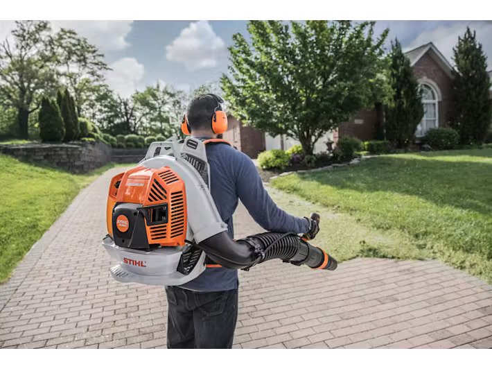 Stihl BR 800 C-E Magnum Backpack Blower