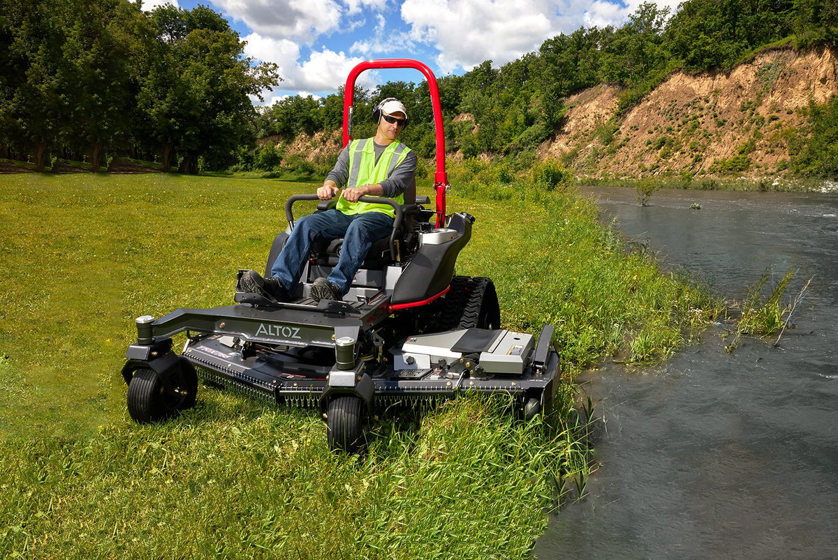 Altoz TRX 766 i 66 In. Zero Turn Mower
