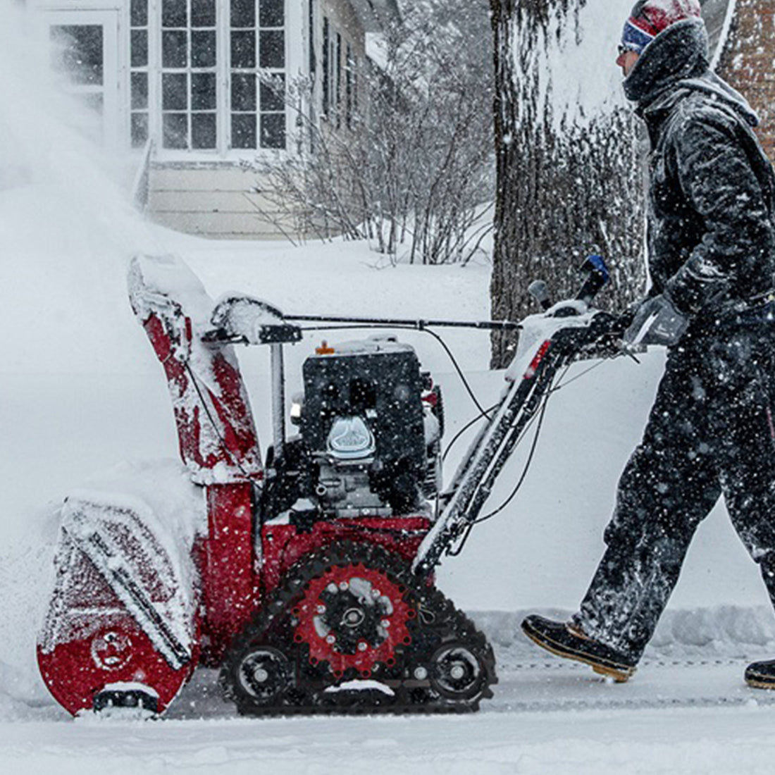 Toro 38890 Power TRX HD Commercial 1428 OHXE 28 In. Snow Blower