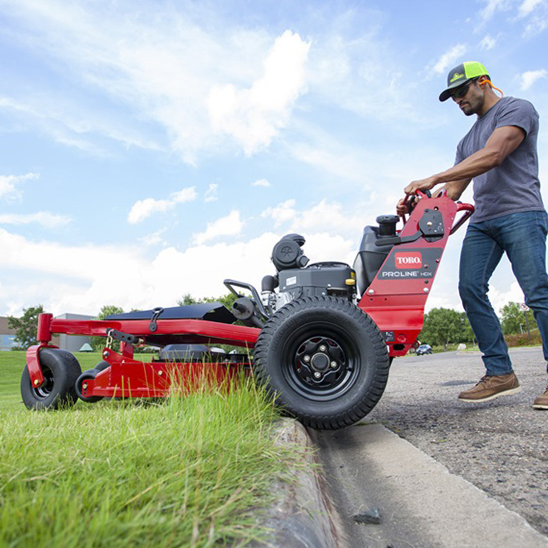Toro 44454 PROLINE HDX 54 pulgadas. Cortacésped con operador a pie