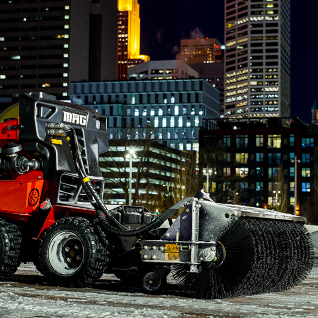 BOSS SR MAG BRX25175 Broom Attachment