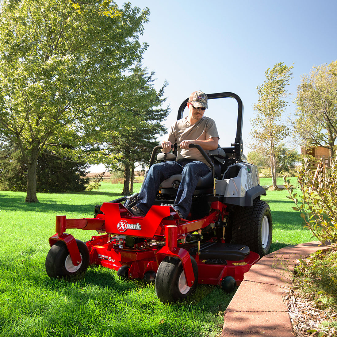 Exmark Lazer Z Diesel LZS80TDYM72RW0 72 In. Zero Turn Mower — Russo